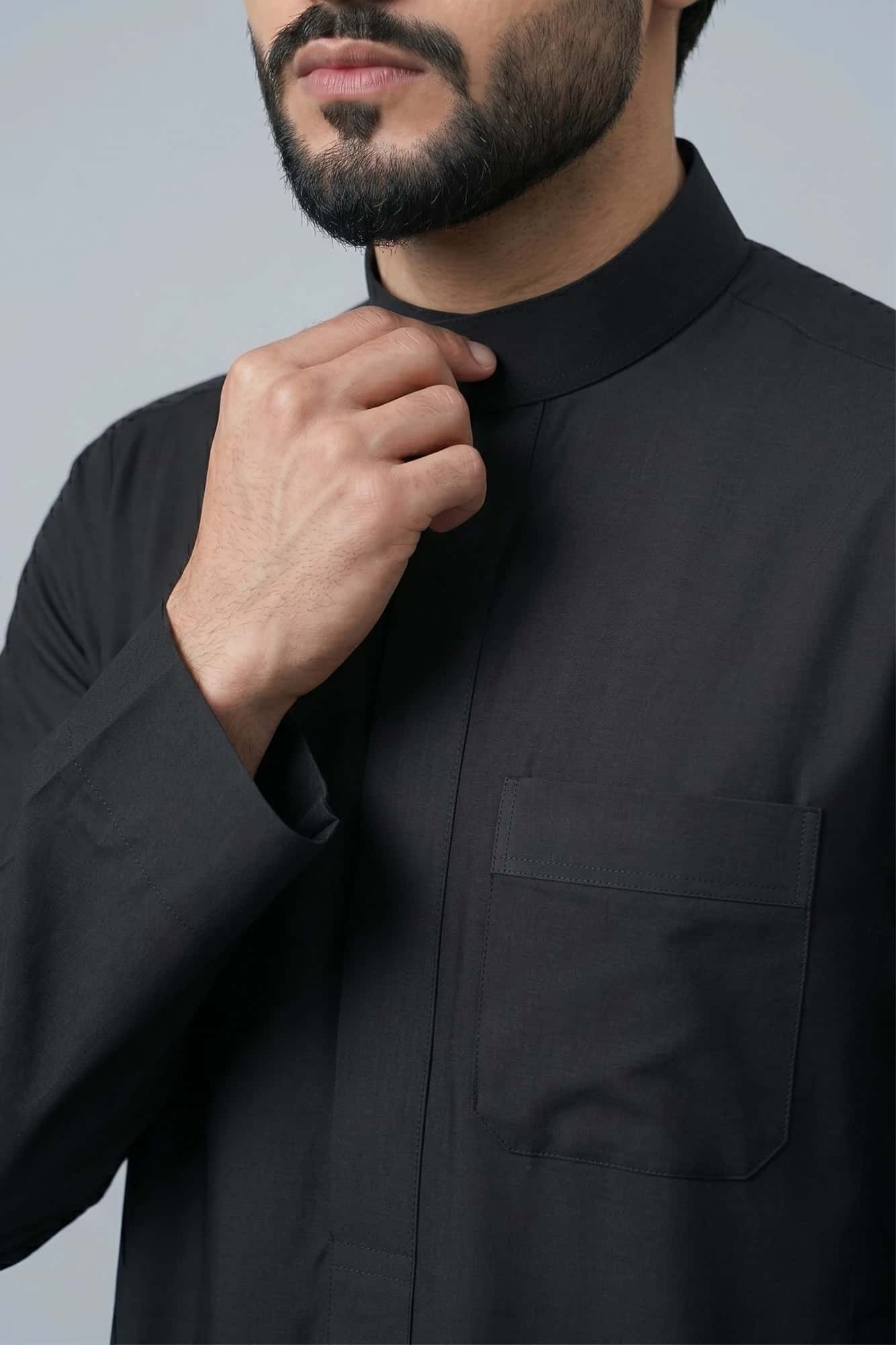 Black Kuwaiti Thobe - Spun Polyester 8
