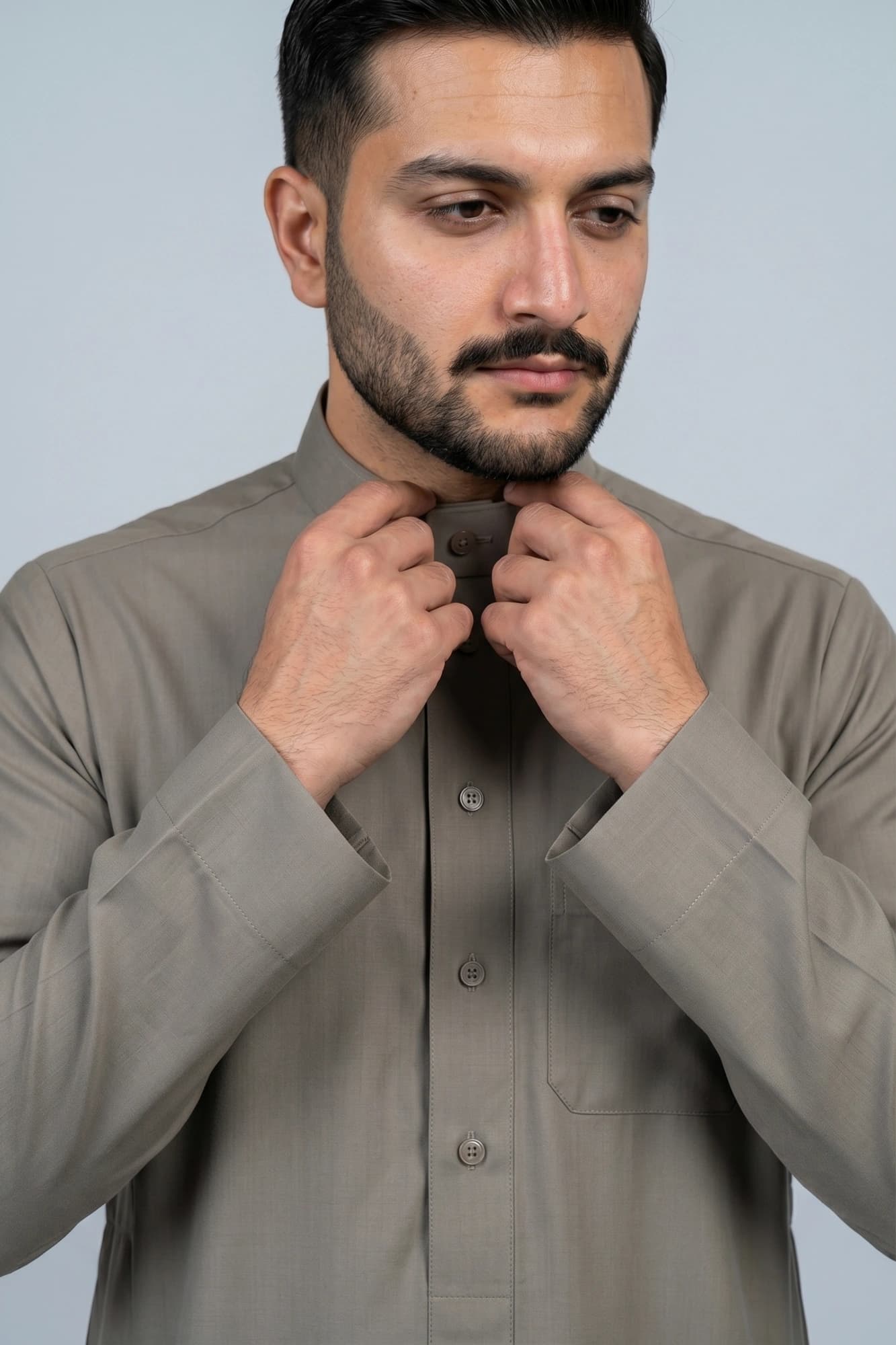 China Wool Forgotten Brown Saudi Thobe