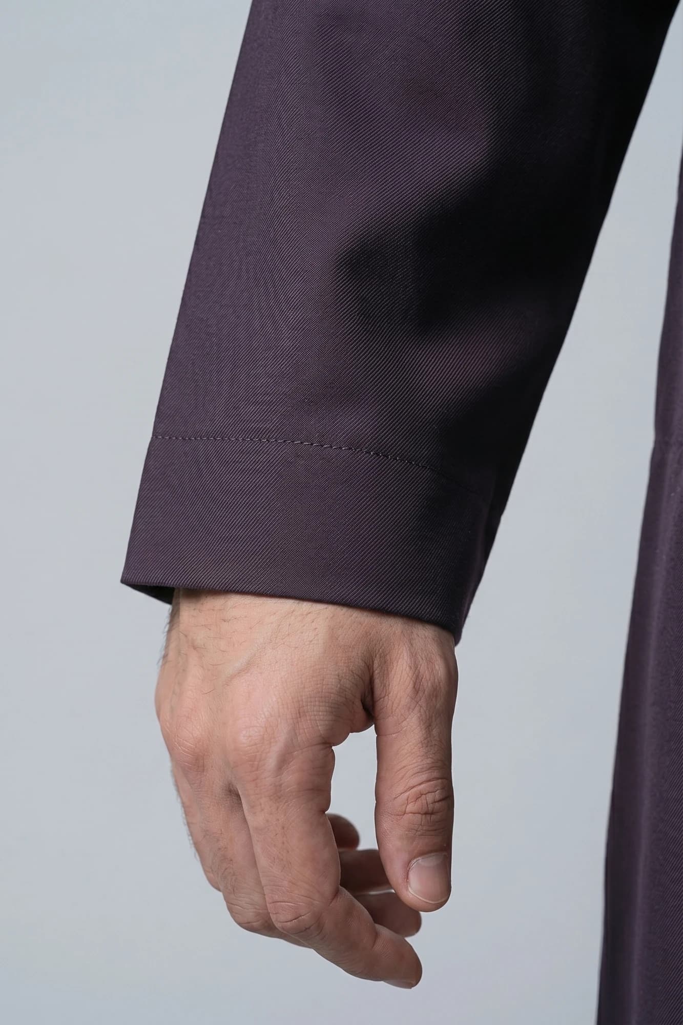 China Wool Saudi Thobe - Deep Aubergine