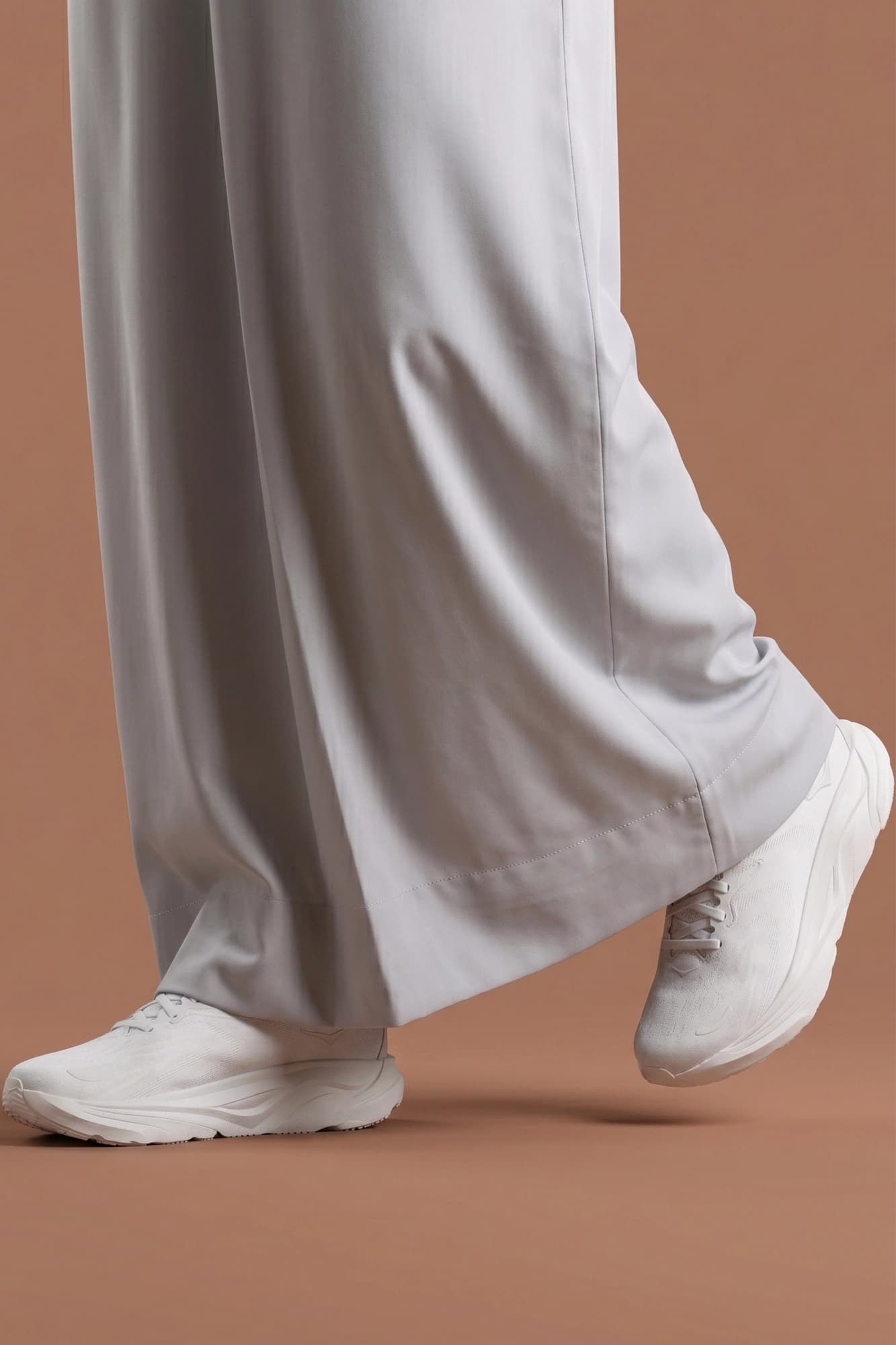 Cool Light Grey Qatari Thobe - Spun Polyester