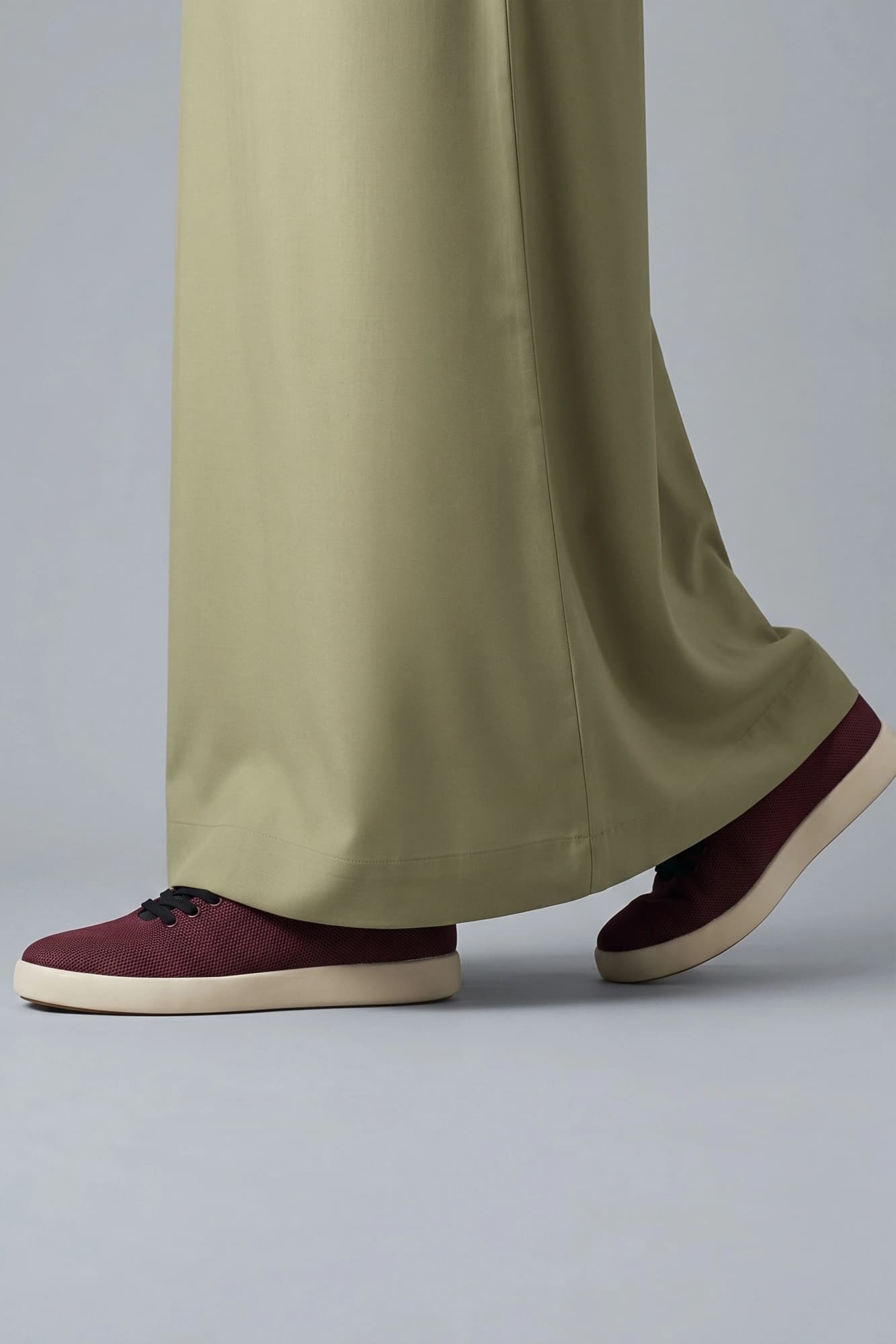 Dusty Gold Kuwaiti Thobe - Spun Polyester