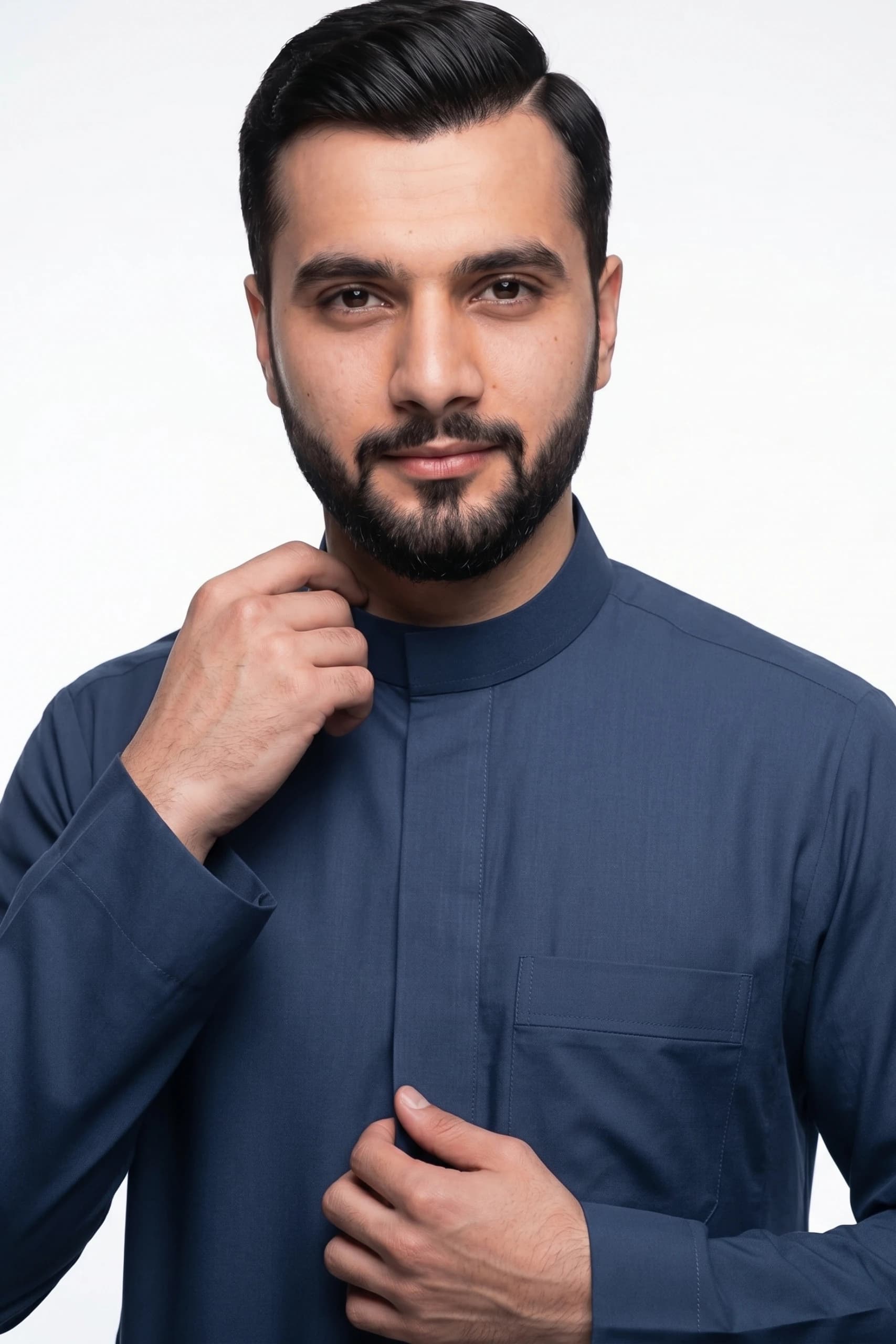 Midnight Navy Saudi Thobe