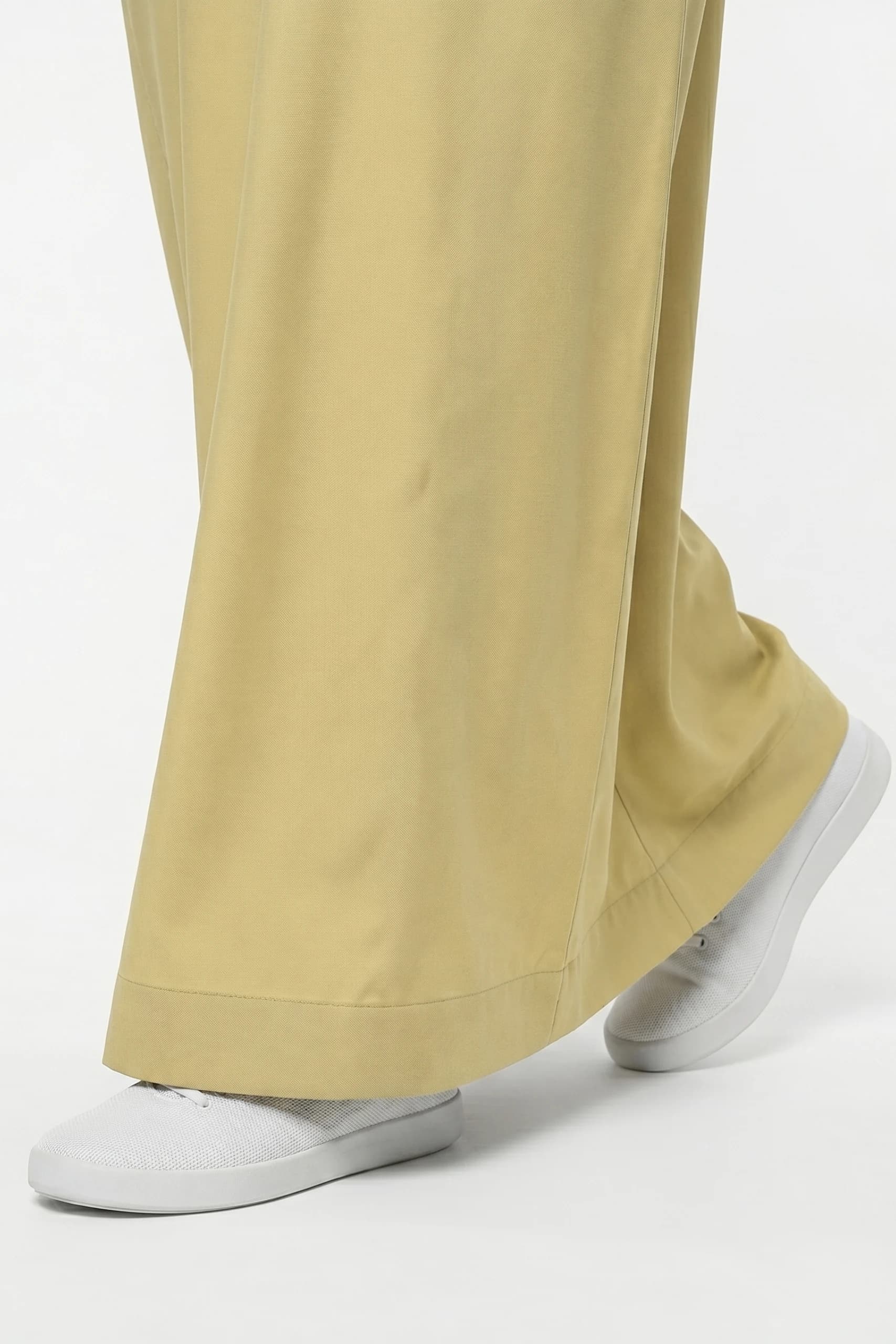 Muted Gold Saudi Thobe
