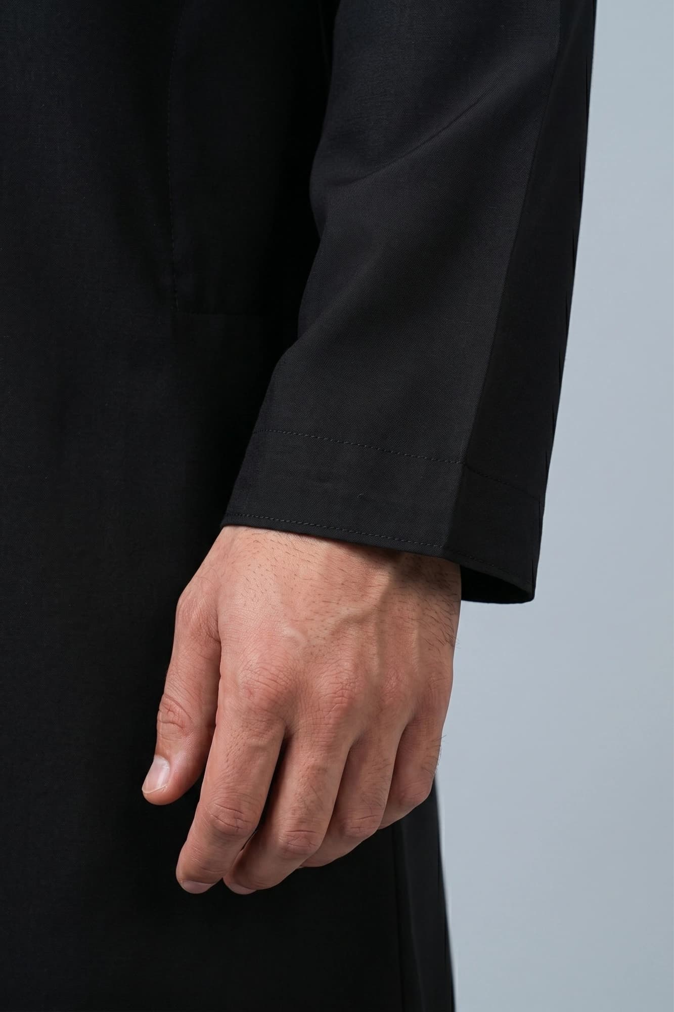 Black Emirati Thobe - China Wool