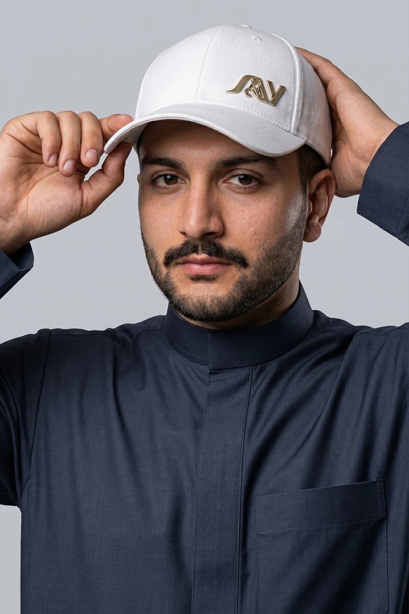 Sporty Dark Blue Saudi Thobe - China Wool