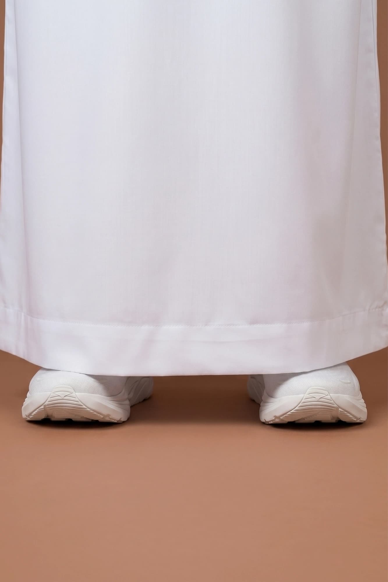 White Emirati Thobe - China Wool