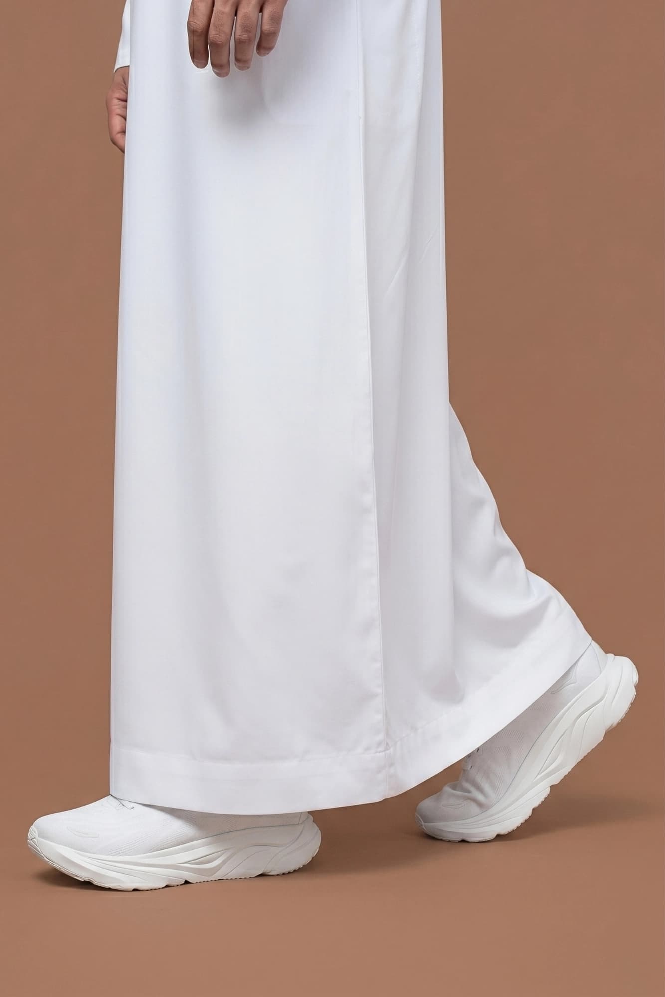 White Omani Thobe