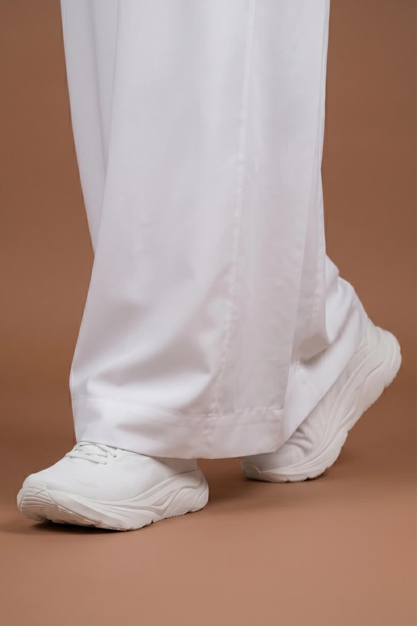 White Saudi Thobe - China Wool